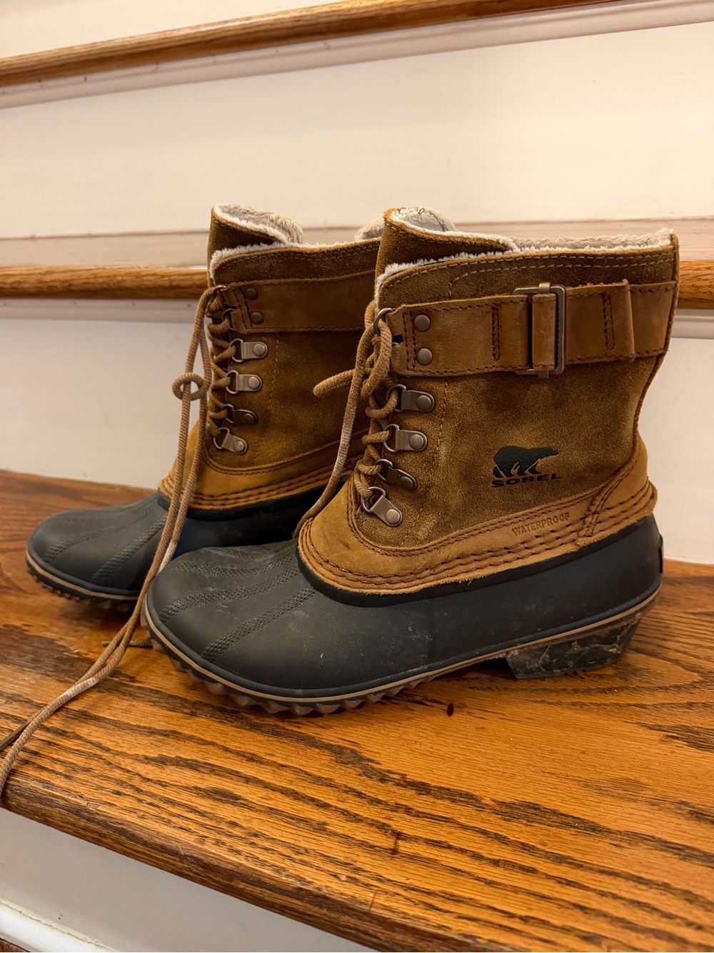 Sorel Women's Winter Fancy Lace II boots in an Elk and Grizzly Bear colorway